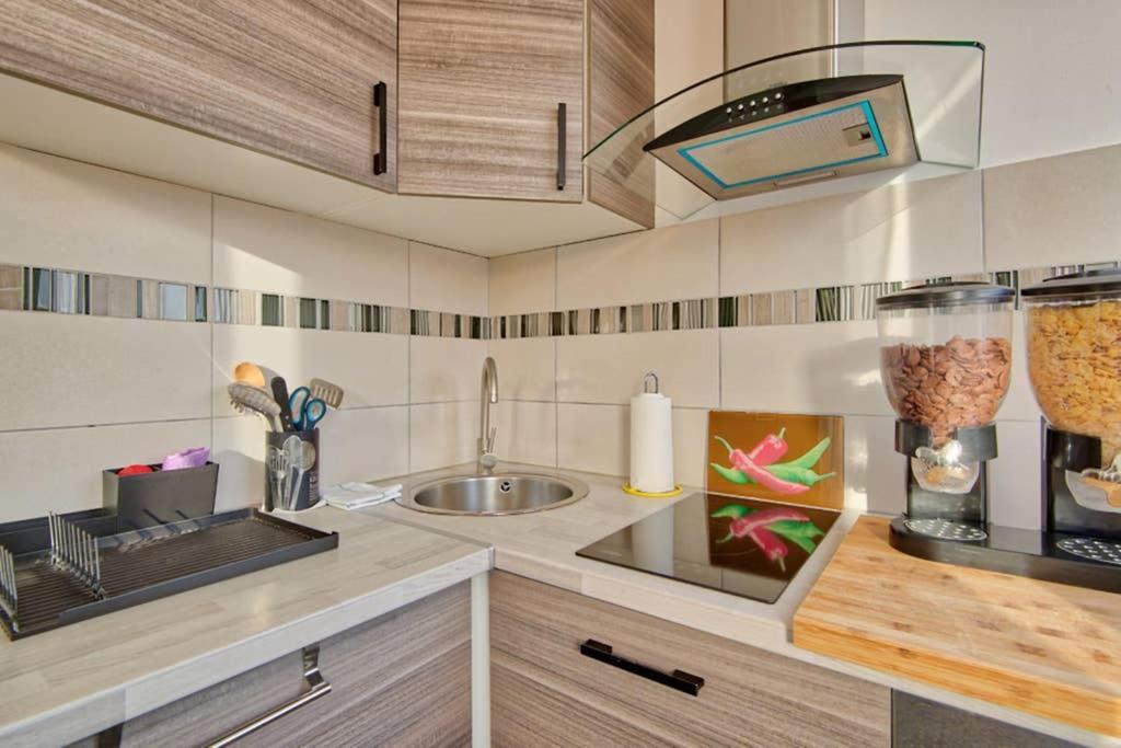 Le Bonheur Des Catalans Apartamento Marsella Exterior foto